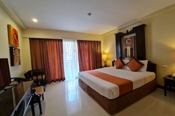202 Bedroom Hotel / Resort for sale in Na Kluea, Chonburi