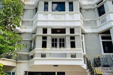 3 Bedroom Townhouse for rent in Moo Baan Chicha Castle, Khlong Toei Nuea, Bangkok near MRT Phetchaburi