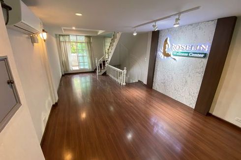 4 Bedroom Commercial for Sale or Rent in Phra Khanong Nuea, Bangkok near BTS Ekkamai