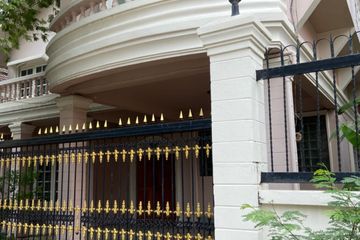 5 Bedroom House for rent in Bang Chak, Bangkok near BTS Punnawithi
