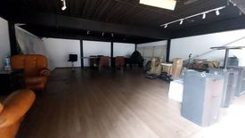 Commercial for rent in Khlong Tan Nuea, Bangkok