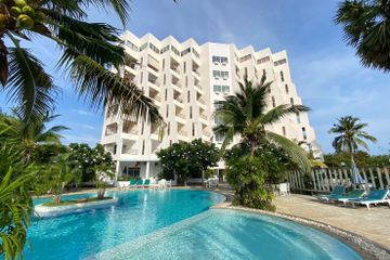 2 Bedroom Condo for sale in Taphong, Rayong