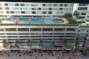 1 Bedroom Condo for sale in Khlong Toei Nuea, Bangkok near BTS Nana
