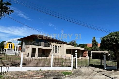 6 Bedroom House for sale in Sala Thammasop, Bangkok