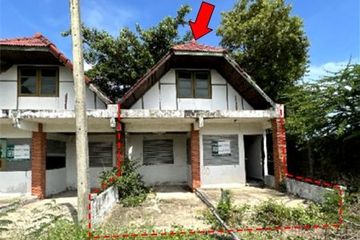 2 Bedroom Townhouse for sale in Puek Tian, Phetchaburi