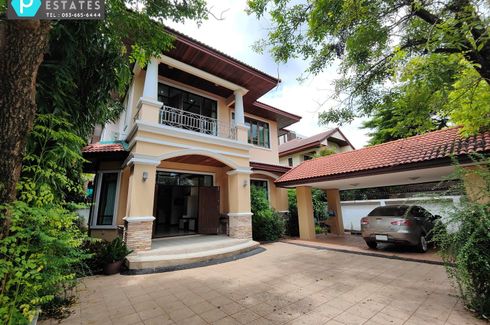 4 Bedroom House for rent in Khlong Tan Nuea, Bangkok