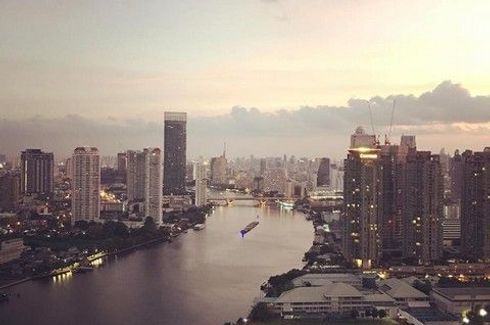 3 Bedroom Condo for rent in Menam Residences Condominium, Wat Phraya Krai, Bangkok