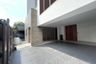 4 Bedroom House for sale in Parc Priva, Huai Khwang, Bangkok