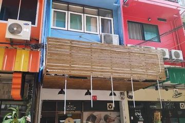 Townhouse for rent in Yan Nawa, Bangkok near BTS Sueksa Witthaya