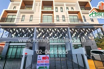 3 Bedroom Townhouse for rent in Lat Phrao, Bangkok