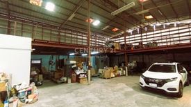 3 Bedroom Warehouse / Factory for sale in Huai Khwang, Bangkok near MRT Huai Khwang