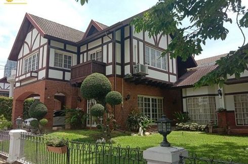 4 Bedroom House for sale in Phra Khanong Nuea, Bangkok near BTS On Nut