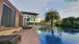 2 Bedroom Condo for sale in Green Lake Condo Sriracha, Surasak, Chonburi