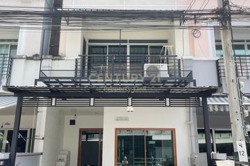 4 Bedroom Townhouse for sale in Lat Phrao, Bangkok