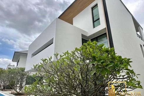 4 Bedroom House for rent in Khlong Tan Nuea, Bangkok near Airport Rail Link Ramkhamhaeng