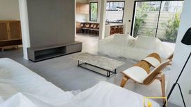 4 Bedroom House for rent in Khlong Tan Nuea, Bangkok near Airport Rail Link Ramkhamhaeng