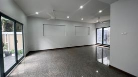 3 Bedroom House for rent in Khlong Tan Nuea, Bangkok