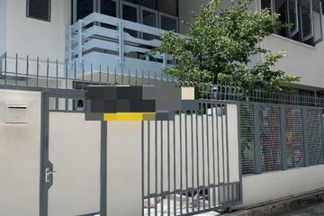 2 Bedroom House for rent in Khlong Tan Nuea, Bangkok