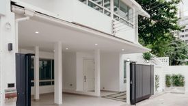 4 Bedroom House for sale in Khlong Toei Nuea, Bangkok near BTS Nana