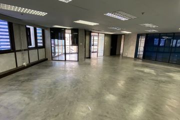 Office for rent in Khlong Tan, Bangkok