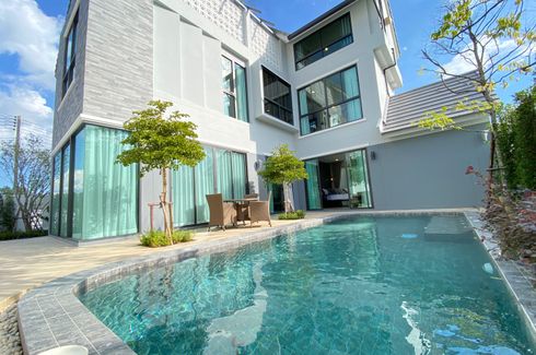 6 Bedroom House for sale in San Phranet, Chiang Mai