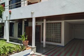 3 Bedroom House for rent in Khlong Toei, Bangkok near BTS Asoke