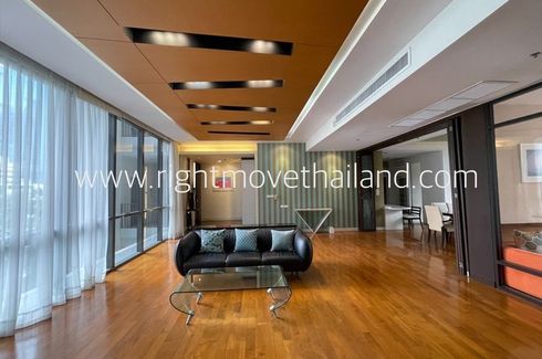 3 Bedroom Condo for sale in Domus, Khlong Toei, Bangkok near BTS Asoke