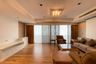 4 Bedroom Condo for rent in Oriental Towers, Khlong Tan Nuea, Bangkok near BTS Thong Lo