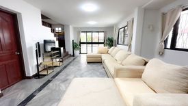 5 Bedroom Townhouse for rent in Bang Chak, Bangkok