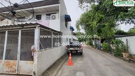 2 Bedroom Townhouse for sale in Din Daeng, Bangkok near MRT Sutthisan