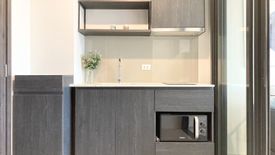 1 Bedroom Condo for sale in XT Huaikhwang, Din Daeng, Bangkok near MRT Huai Khwang