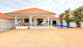 4 Bedroom Villa for sale in Cha am, Phetchaburi