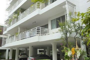 3 Bedroom Apartment for rent in Phra Khanong, Bangkok near BTS Ekkamai