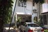 6 Bedroom House for sale in Khlong Tan Nuea, Bangkok
