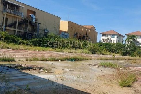 Land for rent in Phanthai Norasing, Samut Sakhon