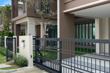 4 Bedroom House for sale in Hua Mak, Bangkok