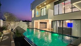 4 Bedroom Villa for sale in San Phak Wan, Chiang Mai
