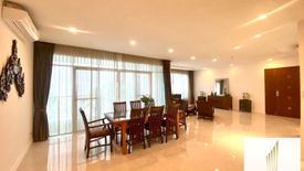 4 Bedroom Apartment for rent in Khlong Toei Nuea, Bangkok near MRT Sukhumvit