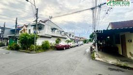 3 Bedroom Townhouse for sale in Khan Na Yao, Bangkok near MRT Nopparat