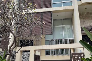 Townhouse for Sale or Rent in The Lofts Sathorn, Chong Nonsi, Bangkok near BTS Chong Nonsi