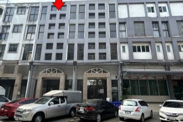 Commercial for sale in Lam Phak Chi, Bangkok