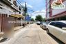 5 Bedroom Townhouse for sale in Lat Yao, Bangkok
