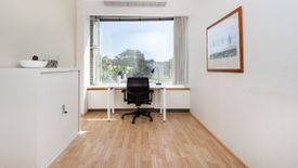 Office for rent in Silom, Bangkok near BTS Saint Louis