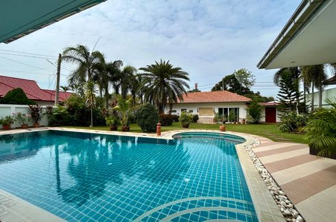 5 Bedroom Villa for sale in Na Jomtien, Chonburi