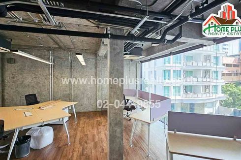 Commercial for sale in Silom, Bangkok near BTS Surasak