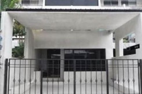 4 Bedroom Townhouse for sale in Thung Maha Mek, Bangkok near MRT Khlong Toei