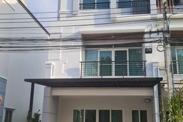3 Bedroom House for rent in Baan Klang Muang Urbanion Srinakarin, Nong Bon, Bangkok near MRT Si Udom