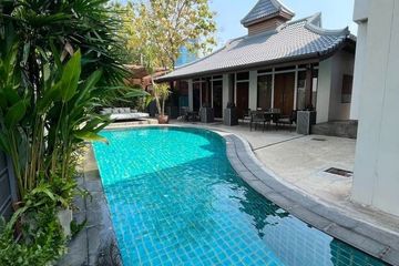 5 Bedroom House for rent in Khlong Tan Nuea, Bangkok