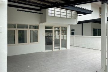 2 Bedroom House for sale in Lat Yao, Bangkok