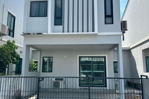 4 Bedroom House for sale in Surasak, Chonburi